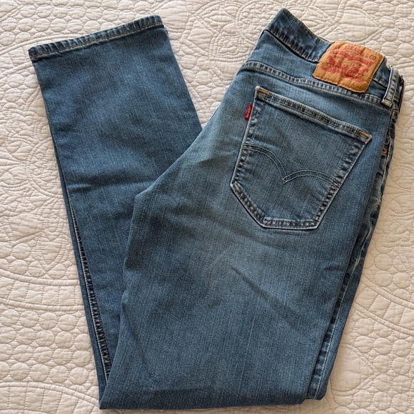 Levi's Other - LEVI's Classic Blue Straight Jeans 541 | Size 33 x 32